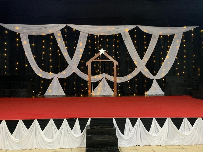 Stages & Red Carpets